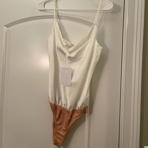 Wayf white vowel neck body suit